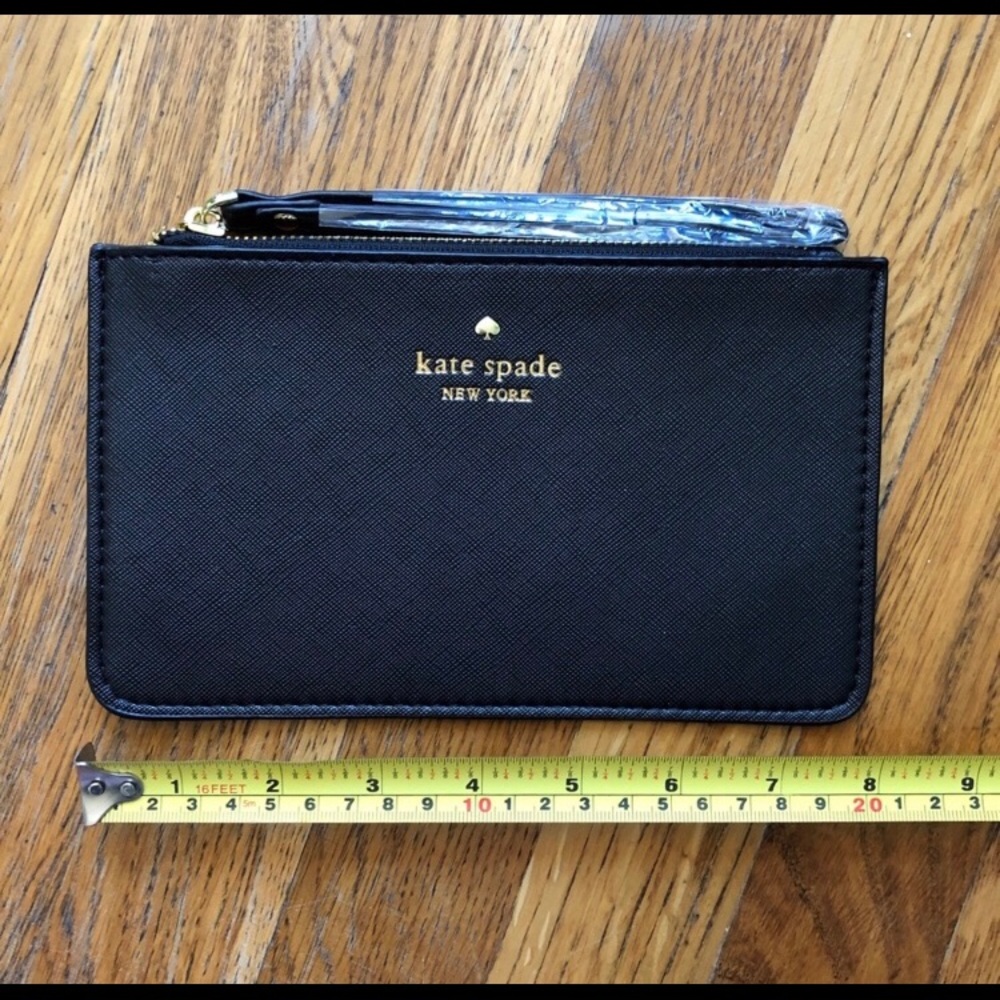 New Kate spade black wristlet